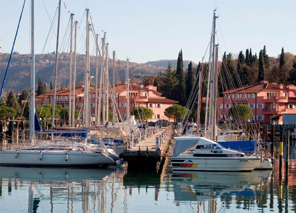 Residence Marina Rose M Apartment By Locap Group Portorož Buitenkant foto
